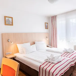 3* Ξενοδοχείο Astoria