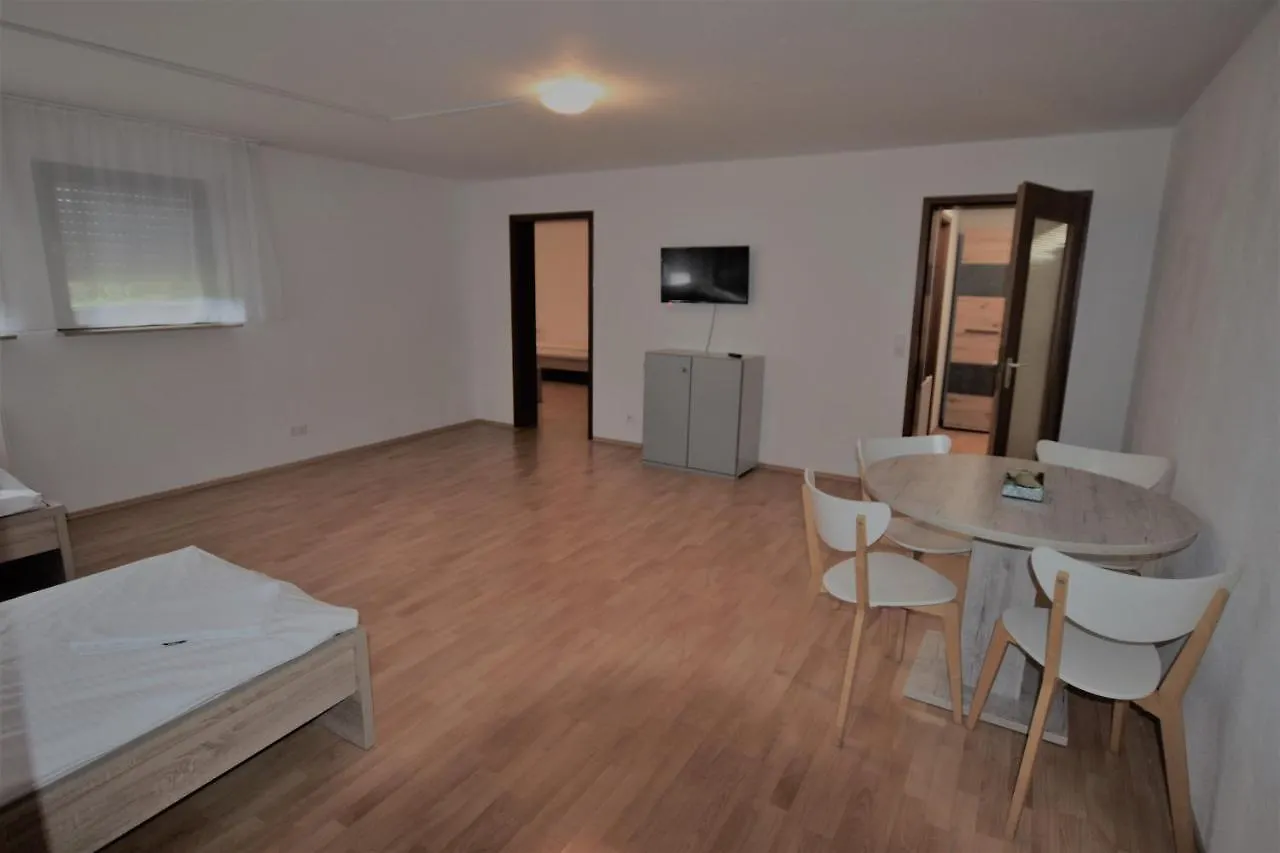 Schoene 2 Zimmer Wohnung location