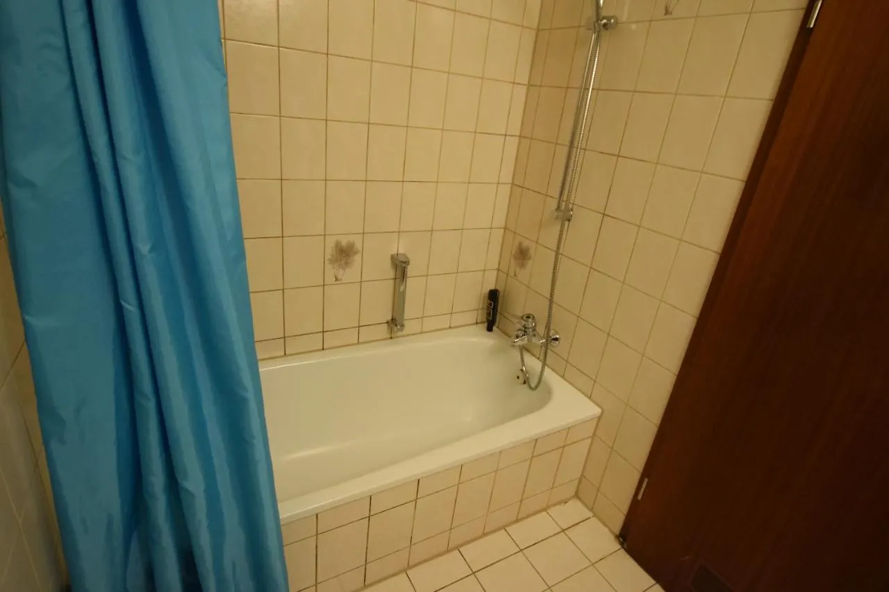 Schoene 2 Zimmer Wohnung Stuttgart 0*,  Germany
