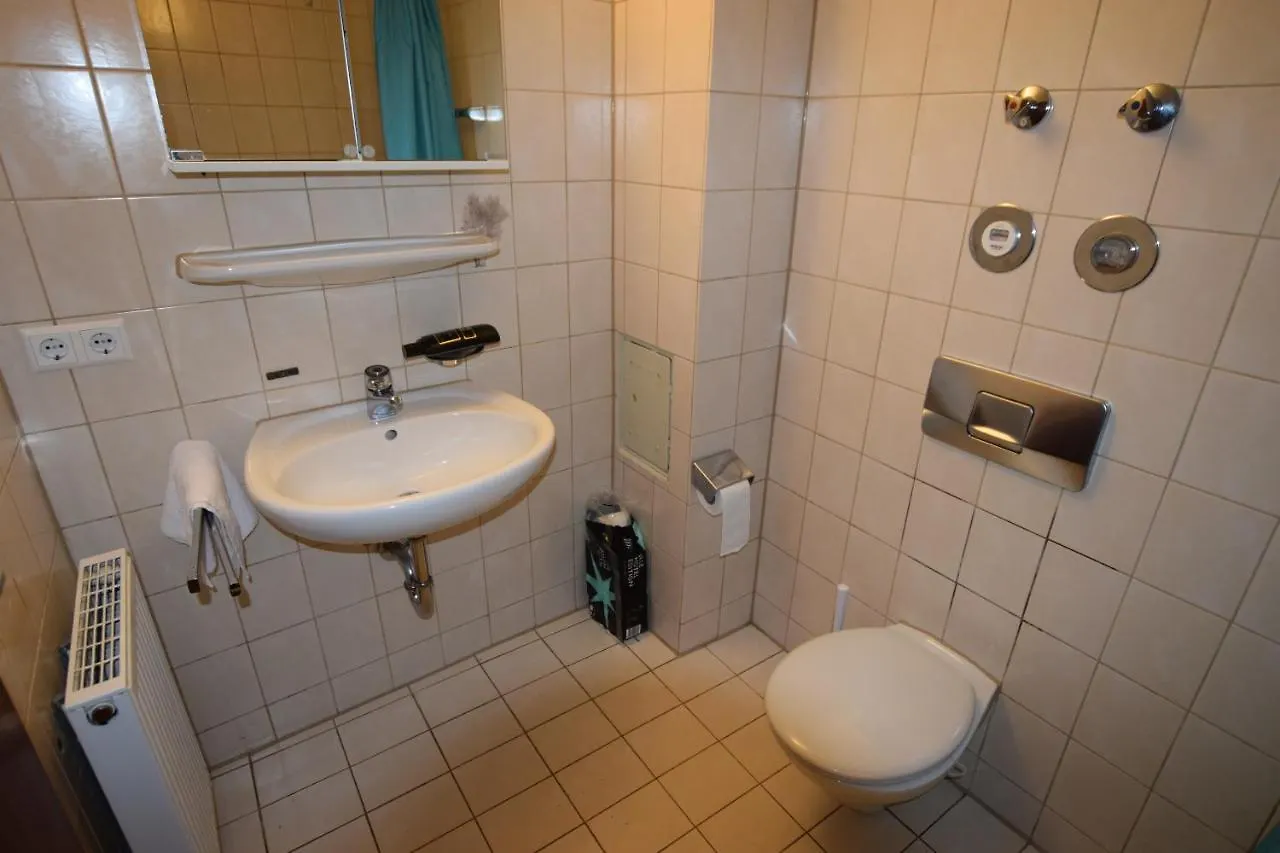 Schoene 2 Zimmer Wohnung Stuttgart Apartment