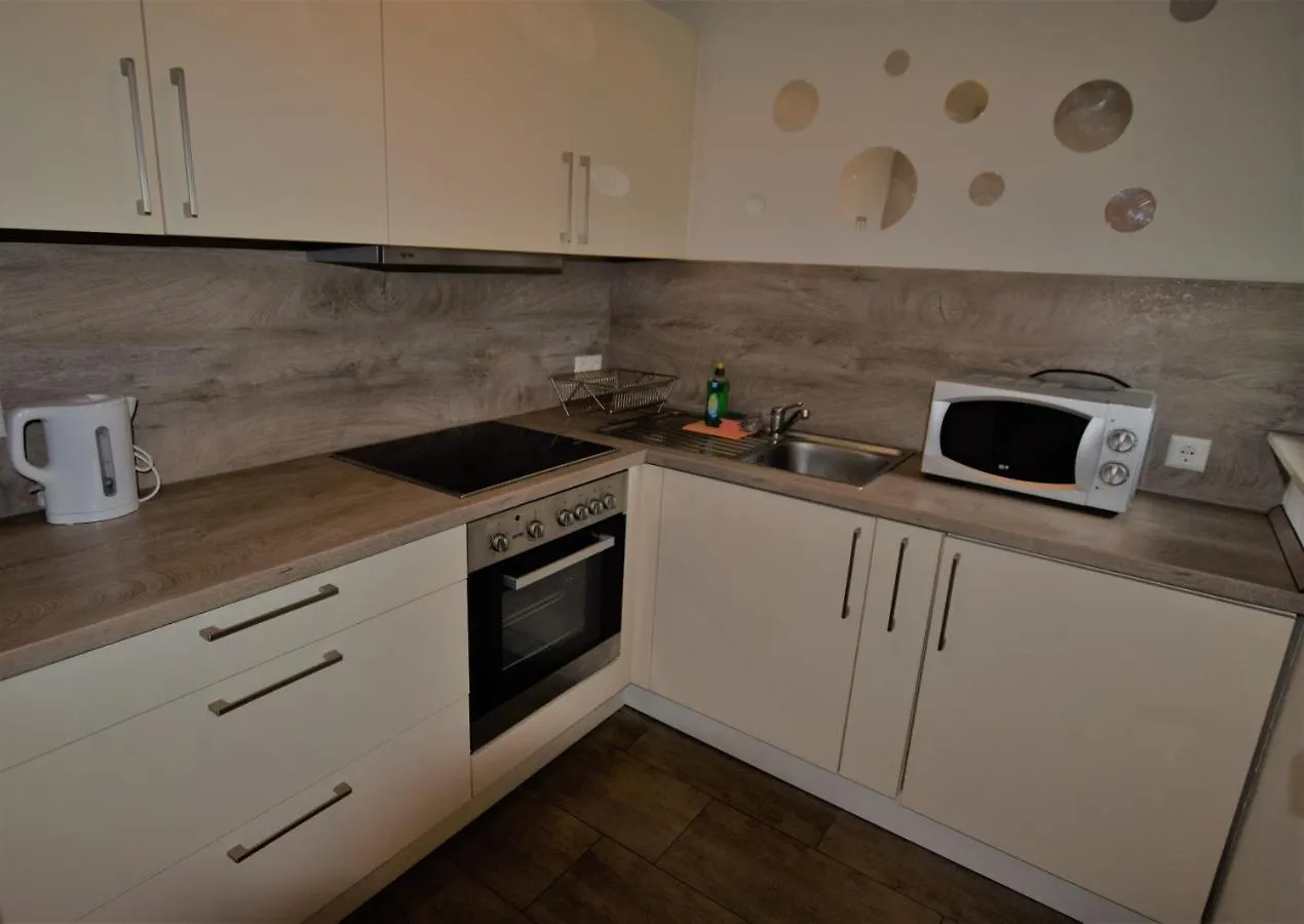 Apartment Schoene 2 Zimmer Wohnung Stuttgart